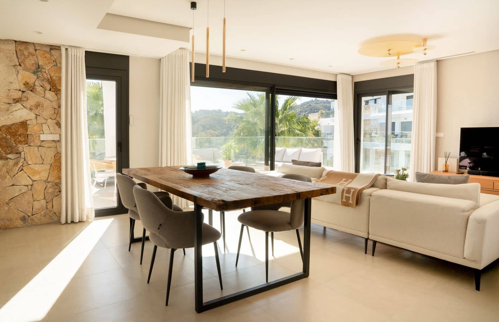 3 sypialnia Penthouse na sprzedaż w Estepona - 799 000 € (Ref: 9796481)