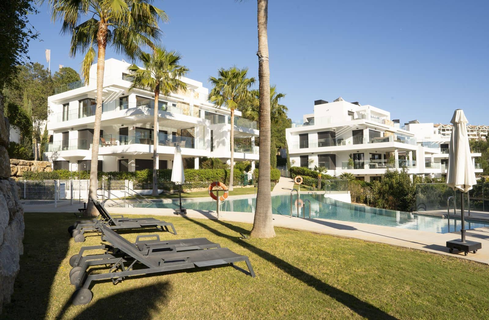 3 sypialnia Penthouse na sprzedaż w Estepona - 799 000 € (Ref: 9796481)