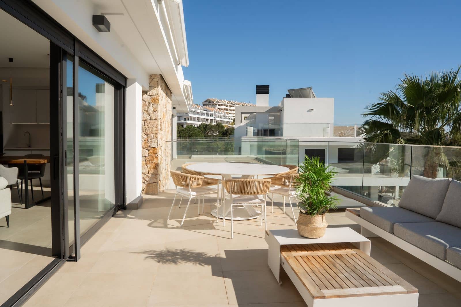 3 sypialnia Penthouse na sprzedaż w Estepona - 799 000 € (Ref: 9796481)