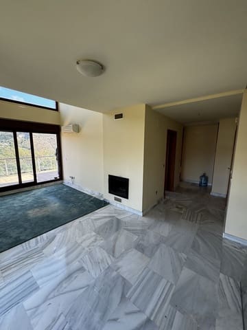 3 sypialnia Penthouse na sprzedaż w Benahavís - 349 000 € (Ref: 9796482)