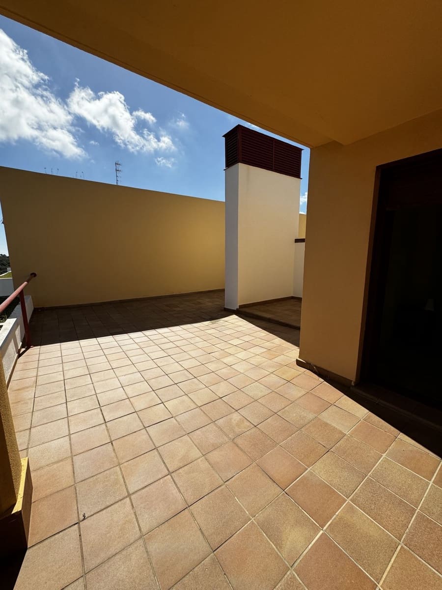 3 sypialnia Penthouse na sprzedaż w Benahavis - 349 000 € (Ref: 9796482)