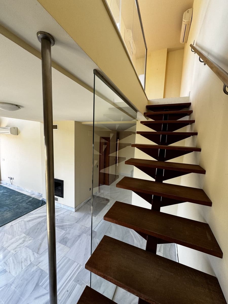 3 sypialnia Penthouse na sprzedaż w Benahavis - 349 000 € (Ref: 9796482)