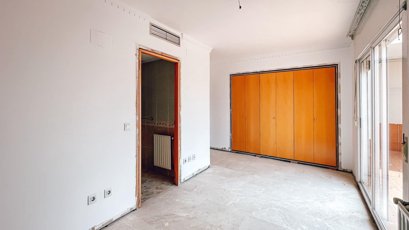 3 slaapkamer Penthouse te koop in Guadalmina - € 529.000 (Ref: 9796483)