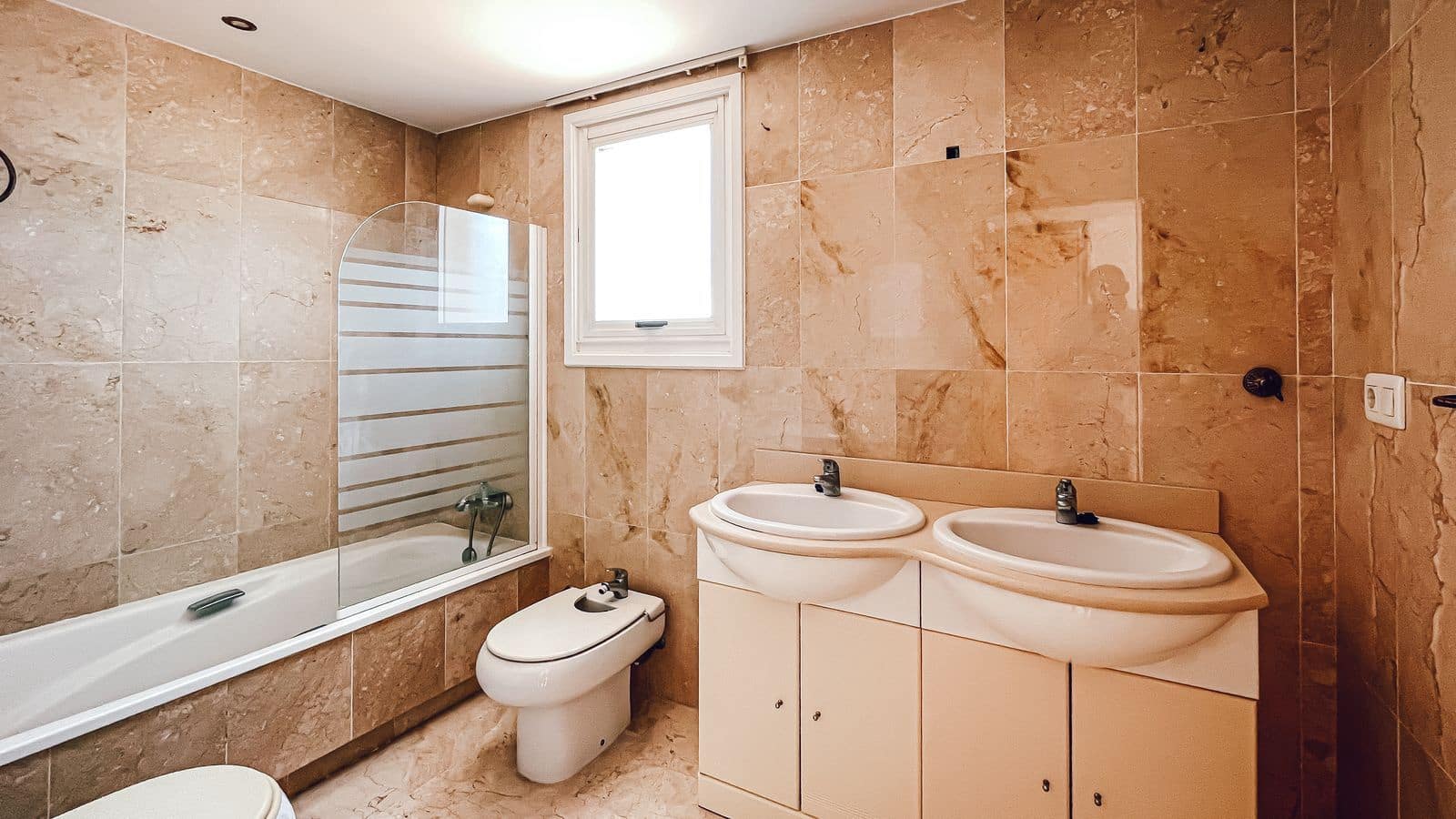 3 slaapkamer Penthouse te koop in Guadalmina - € 529.000 (Ref: 9796483)