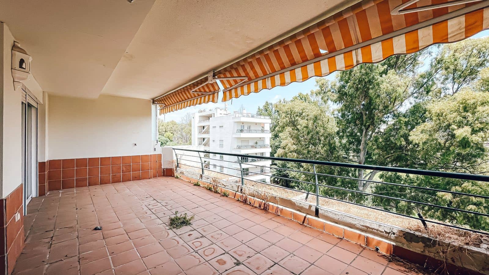 3 slaapkamer Penthouse te koop in Guadalmina - € 529.000 (Ref: 9796483)