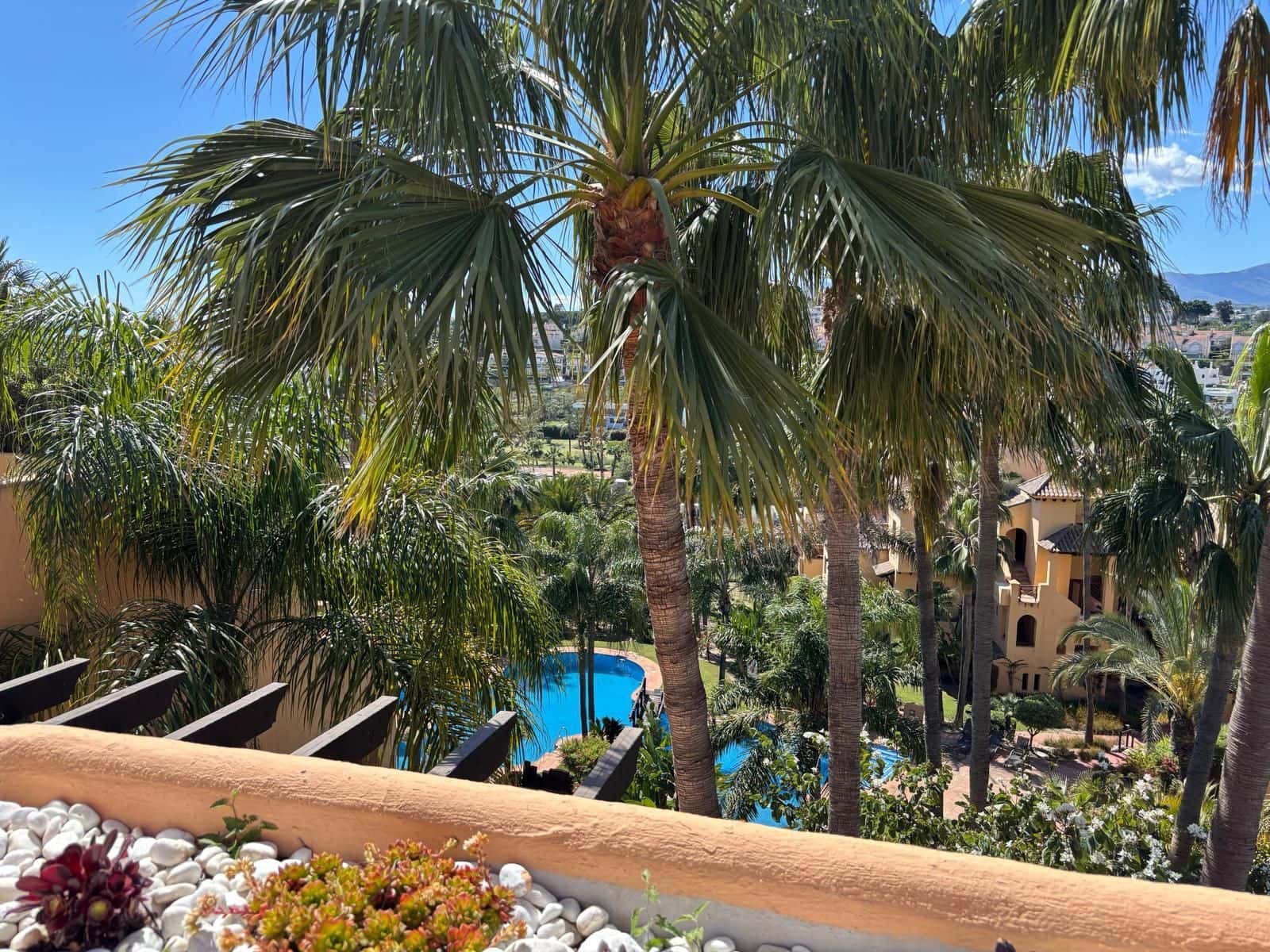 3 soveværelse Penthouse til salg i Marbella - € 895.000 (Ref: 9796485)