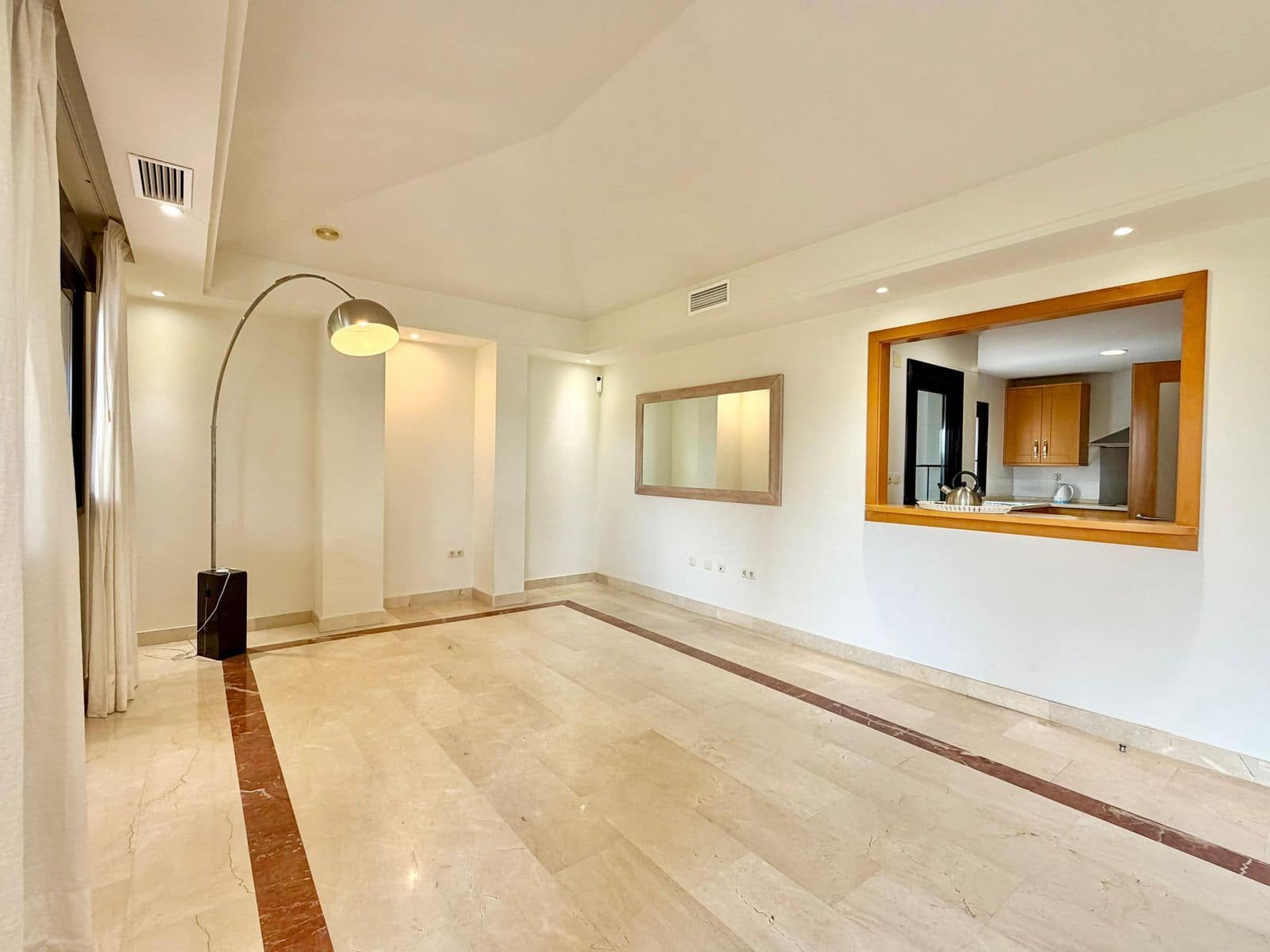 4 soverom Penthouse til salgs i Puerto Banus - € 1 480 000 (Ref: 9796486)