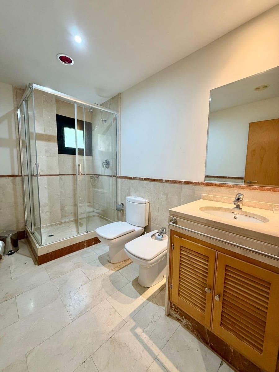 4 soverom Penthouse til salgs i Puerto Banus - € 1 480 000 (Ref: 9796486)