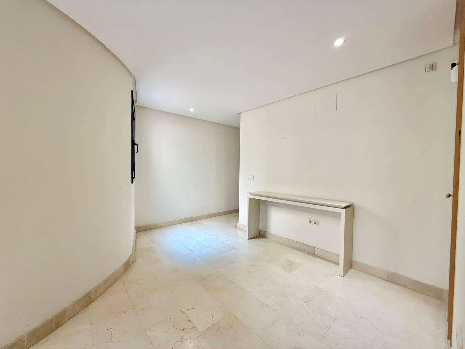 4 soverom Penthouse til salgs i Puerto Banus - € 1 480 000 (Ref: 9796486)