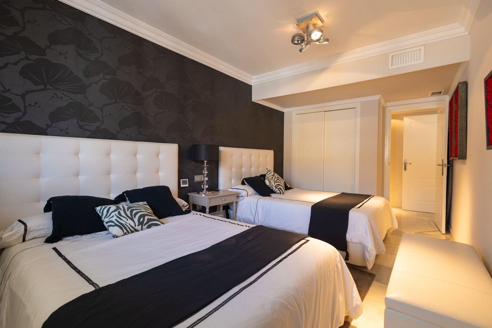 4 Zimmer Penthouse zu verkaufen in Marbella - 1.200.000 € (Ref: 9796488)