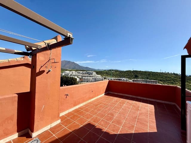 3 makuuhuone Kattohuoneisto myytävänä paikassa Estepona - 465 000 € (Ref: 9796489)