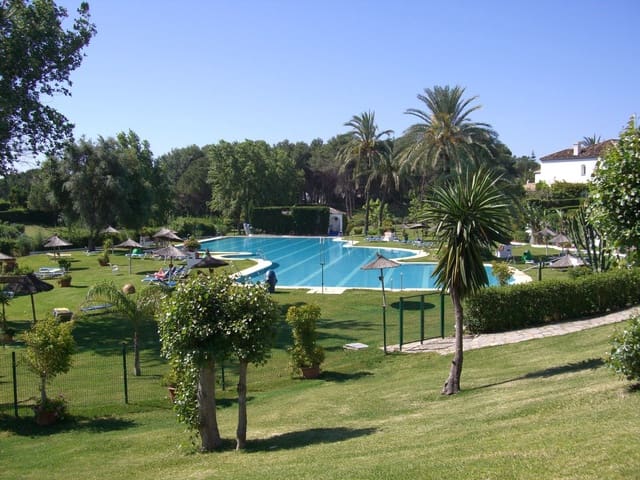 2 quarto Apartamento para venda em Benamara, Estepona - 335 000 € (Ref: 9796490)