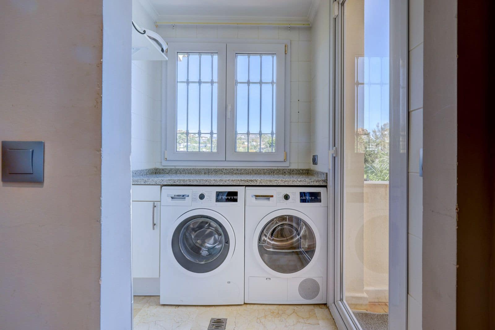 3 sypialnia Penthouse na sprzedaż w Nueva Andalucia - 1 900 000 € (Ref: 9796492)