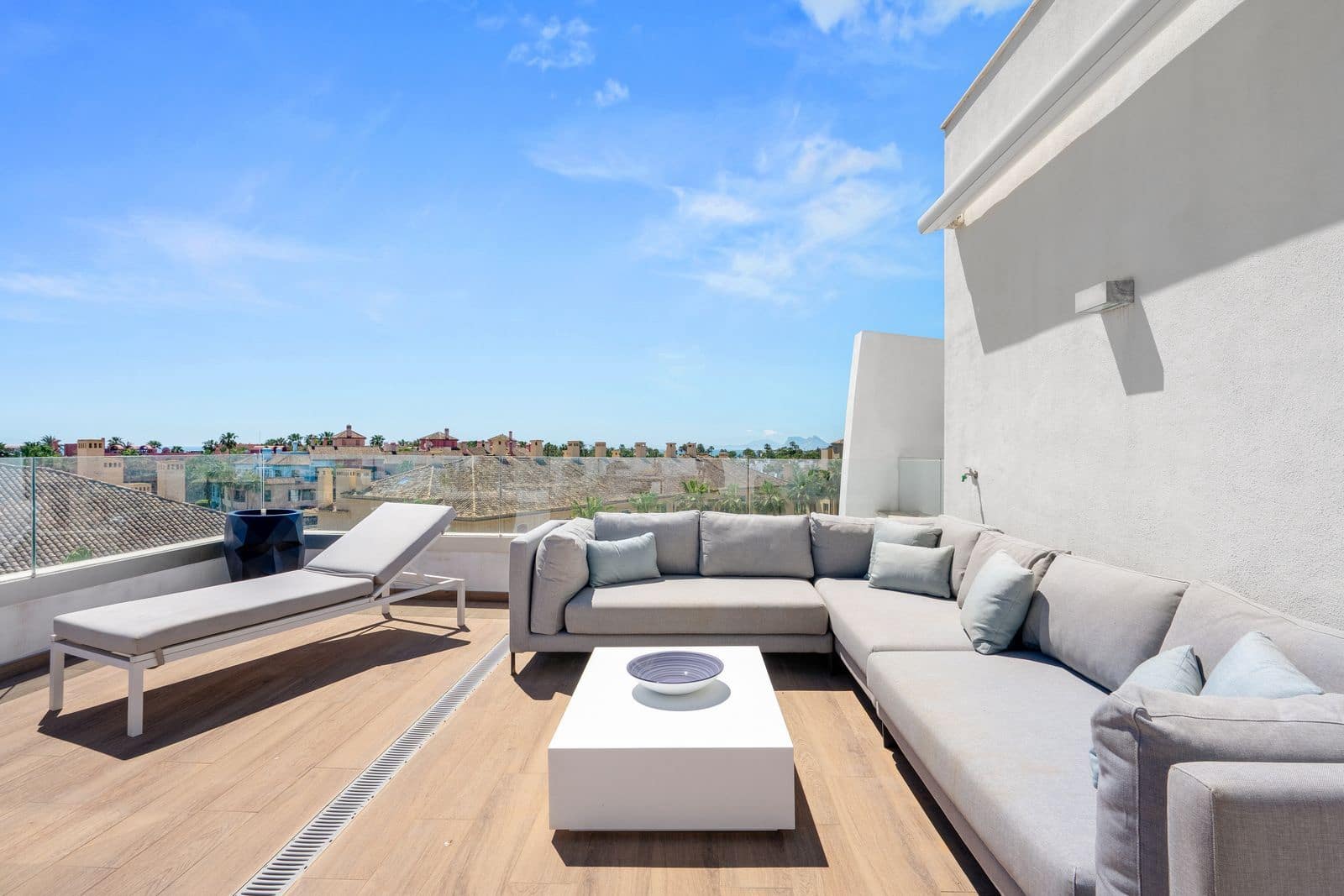 3 chambre Penthouse à vendre à Sotogrande - 990 000 € (Ref: 9796493)