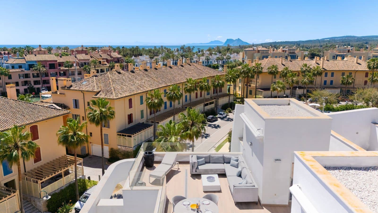 3 chambre Penthouse à vendre à Sotogrande - 990 000 € (Ref: 9796493)