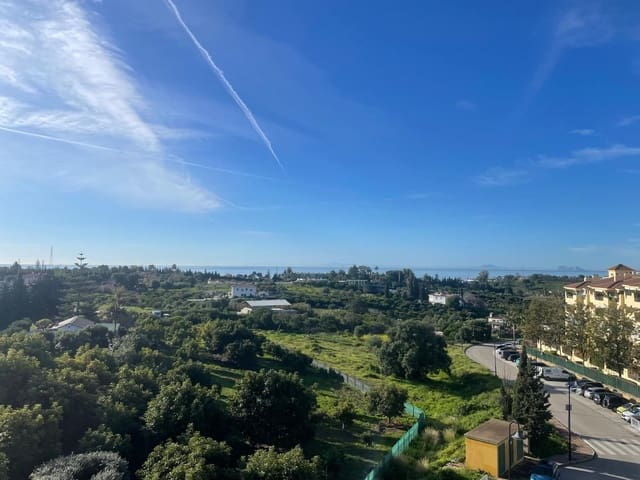 2 Zimmer Apartment zu verkaufen in Selwo, Estepona - 395.000 € (Ref: 9796496)