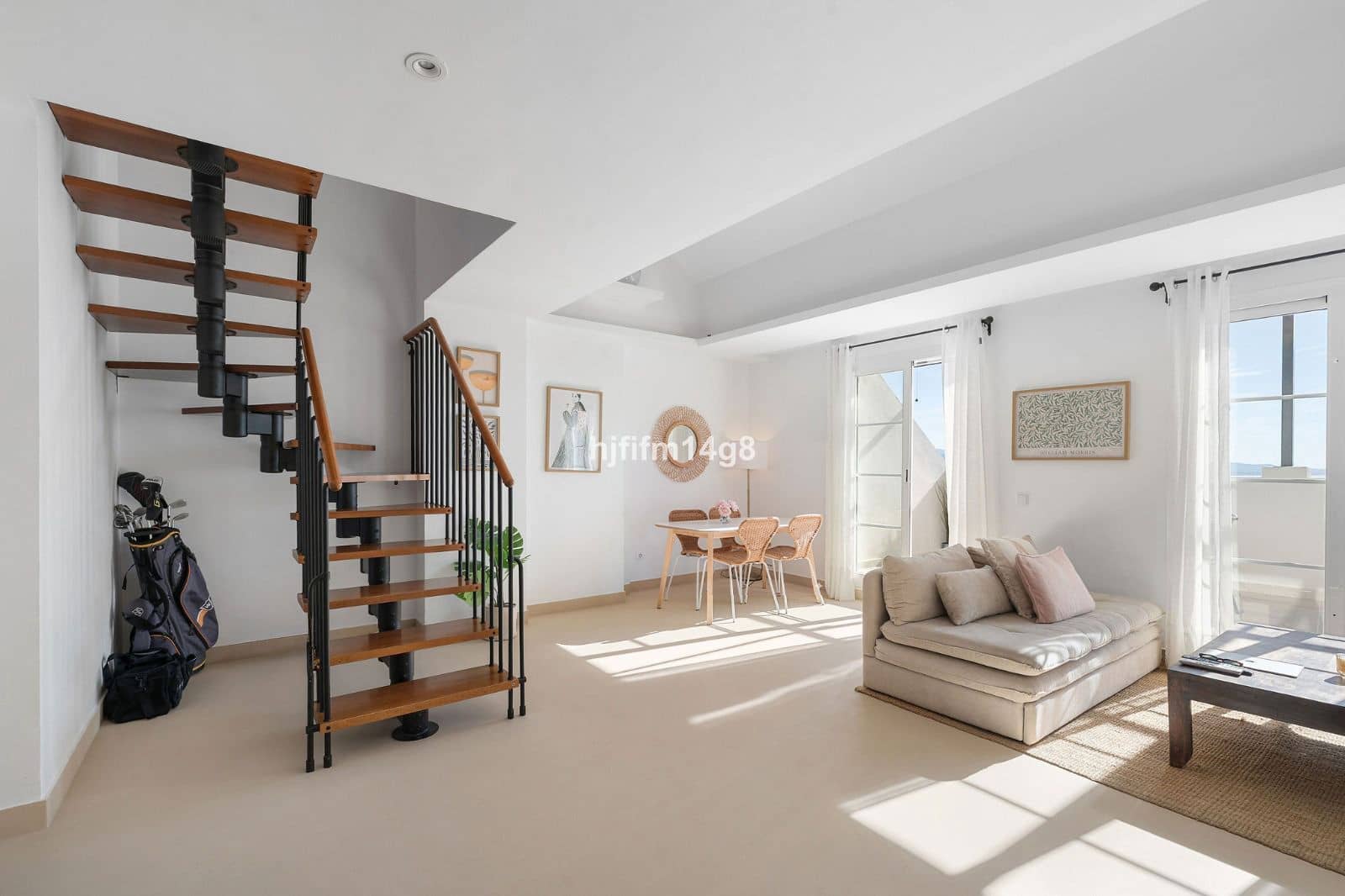 2 sypialnia Penthouse na sprzedaż w Nueva Andalucia - 595 000 € (Ref: 9796498)