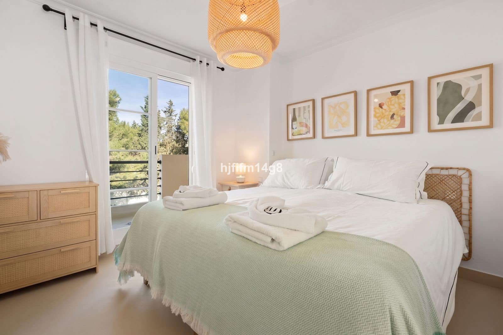 2 sypialnia Penthouse na sprzedaż w Nueva Andalucia - 595 000 € (Ref: 9796498)