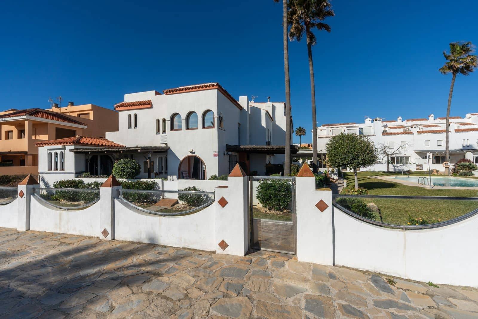 3 slaapkamer Huis te koop in Casares - € 998.000 (Ref: 9812008)