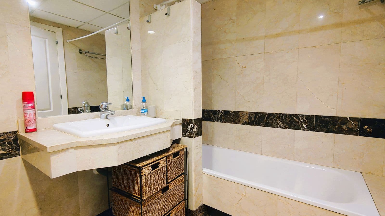 1 quarto Apartamento para venda em Marbella - 330 000 € (Ref: 9812013)