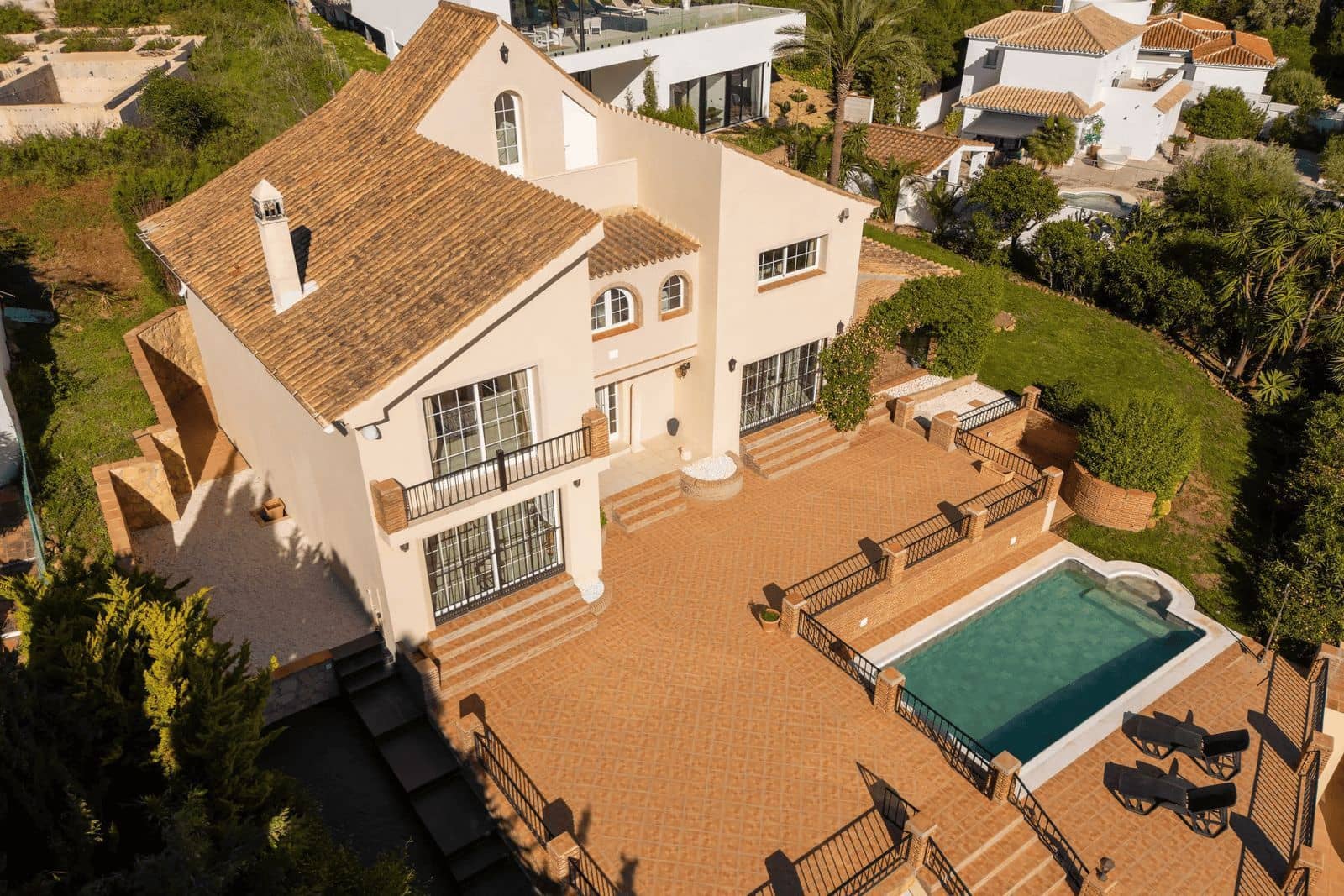 4 chambre Villa/Maison à vendre à Estepona - 1 500 000 € (Ref: 9812018)