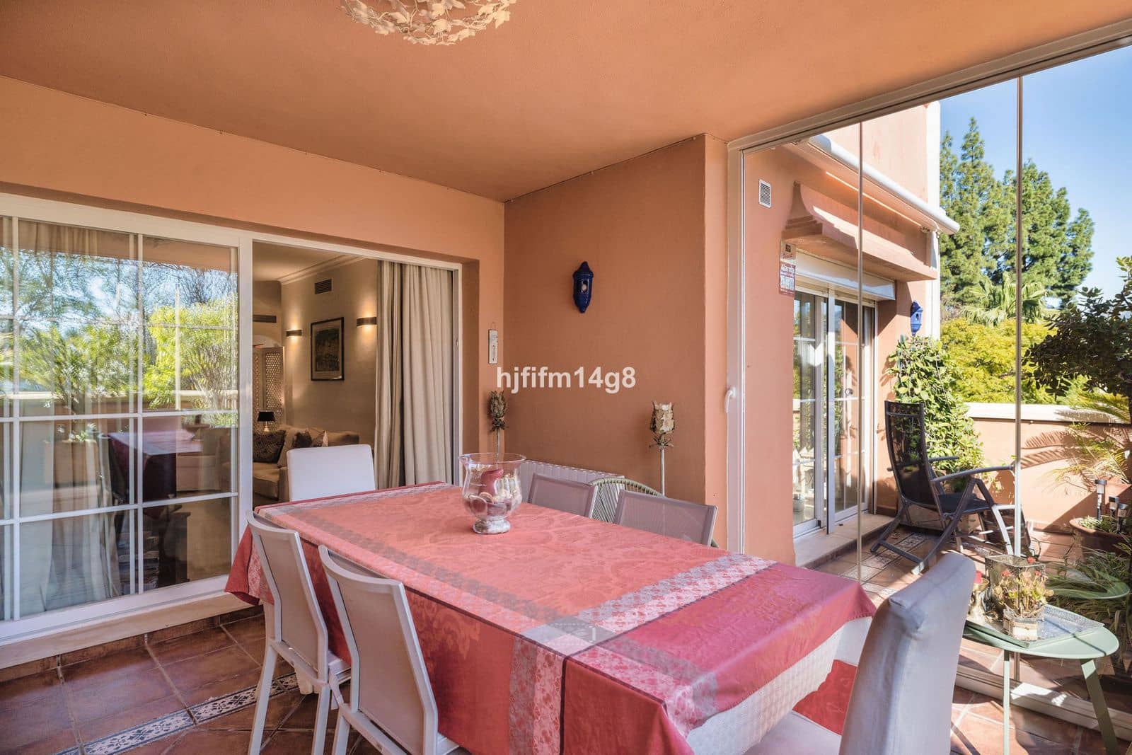 3 sovrum Takvåning till salu i Nueva Andalucia - 750 000 € (Ref: 9812019)