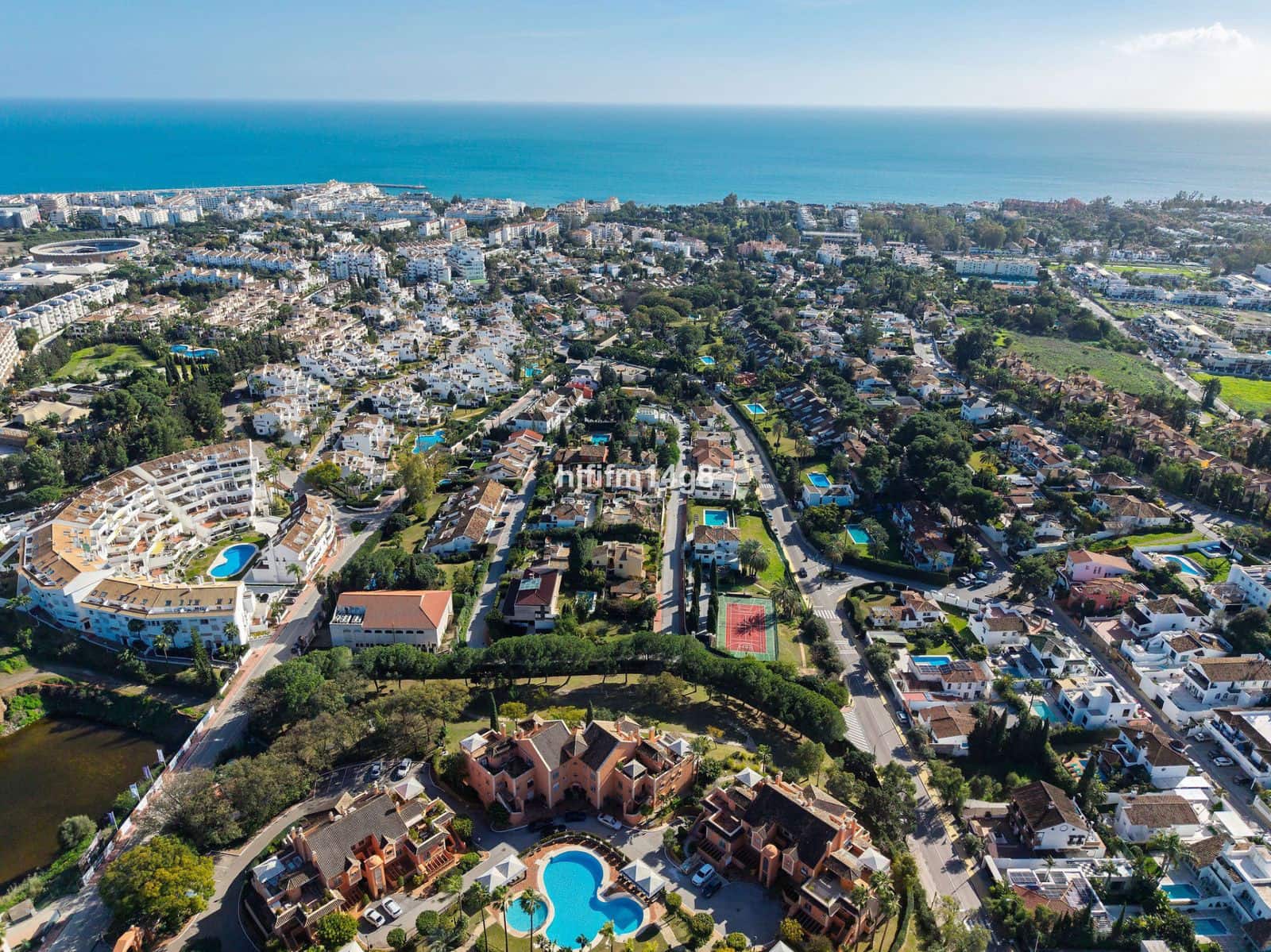 3 sovrum Takvåning till salu i Nueva Andalucia - 750 000 € (Ref: 9812019)