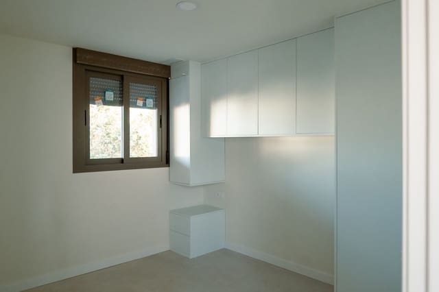 2 quarto Apartamento para venda em Estepona - 464 500 € (Ref: 9812021)