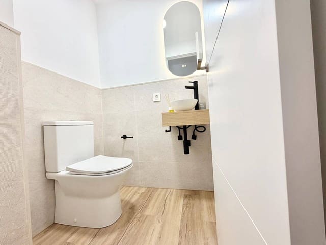 2 sovrum Lägenhet till salu i Arroyo de la Miel, Benalmádena - 325 000 € (Ref: 9812022)
