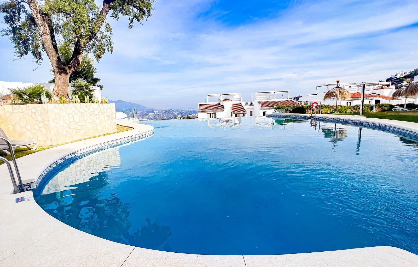 2 soverom Leilighet til salgs i La Mairena - € 399 000 (Ref: 9812027)