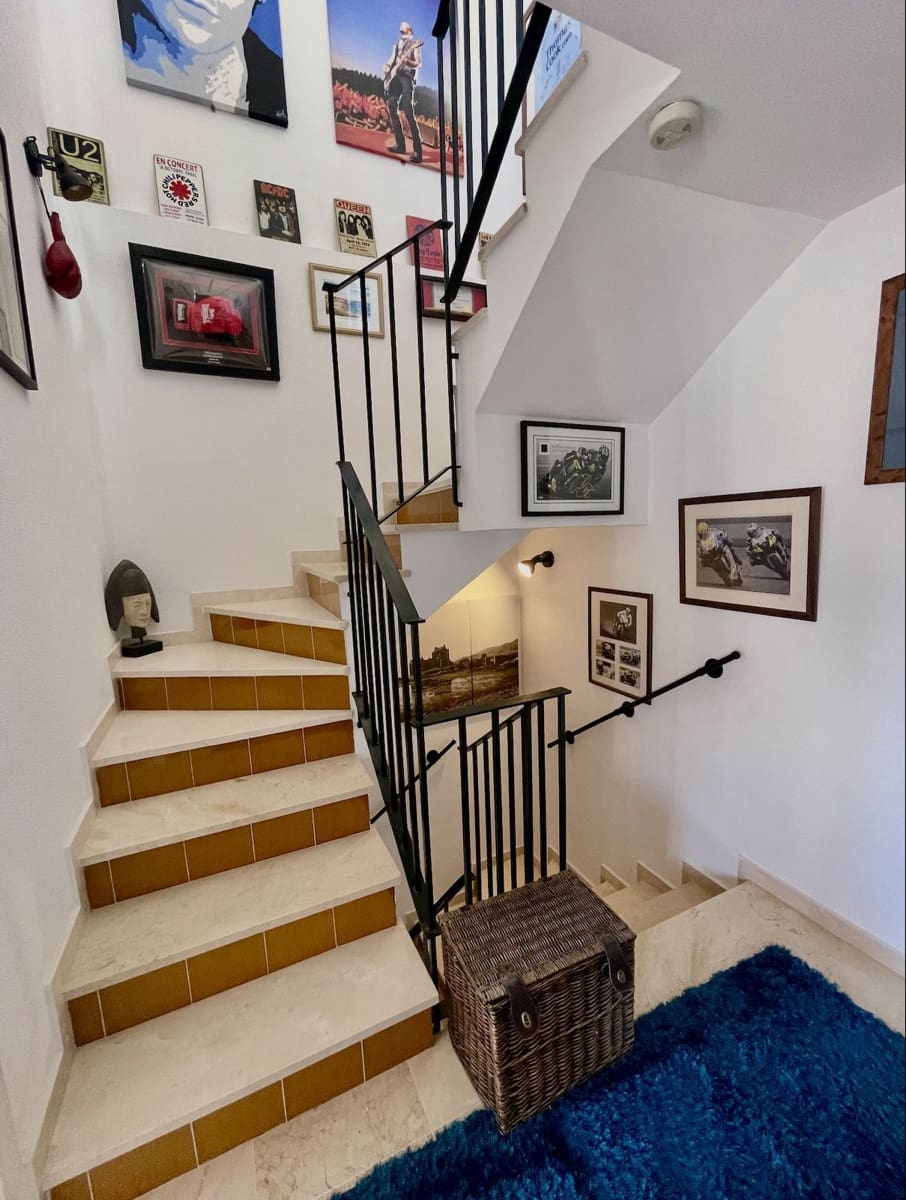 3 soverom Hus til salgs i La Duquesa / Puerto de la Duquesa - € 360 000 (Ref: 9812028)