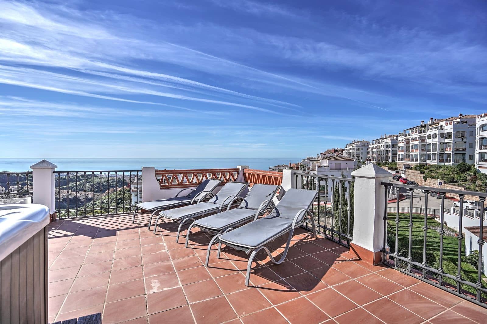 2 soveværelse Penthouse til salg i Calahonda - € 450.000 (Ref: 9812031)