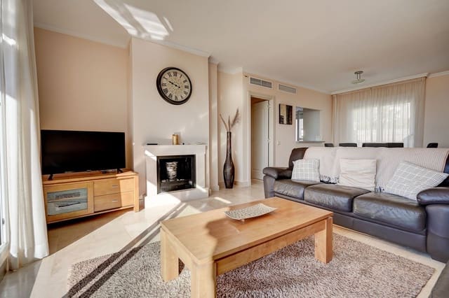 2 slaapkamer Penthouse te koop in Calahonda, Mijas - € 450.000 (Ref: 9812031)