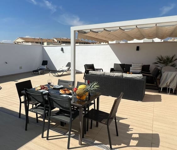 3 bedroom Penthouse for sale in San Pedro de Alcantara, Marbella - € 669,000 (Ref: 9812034)
