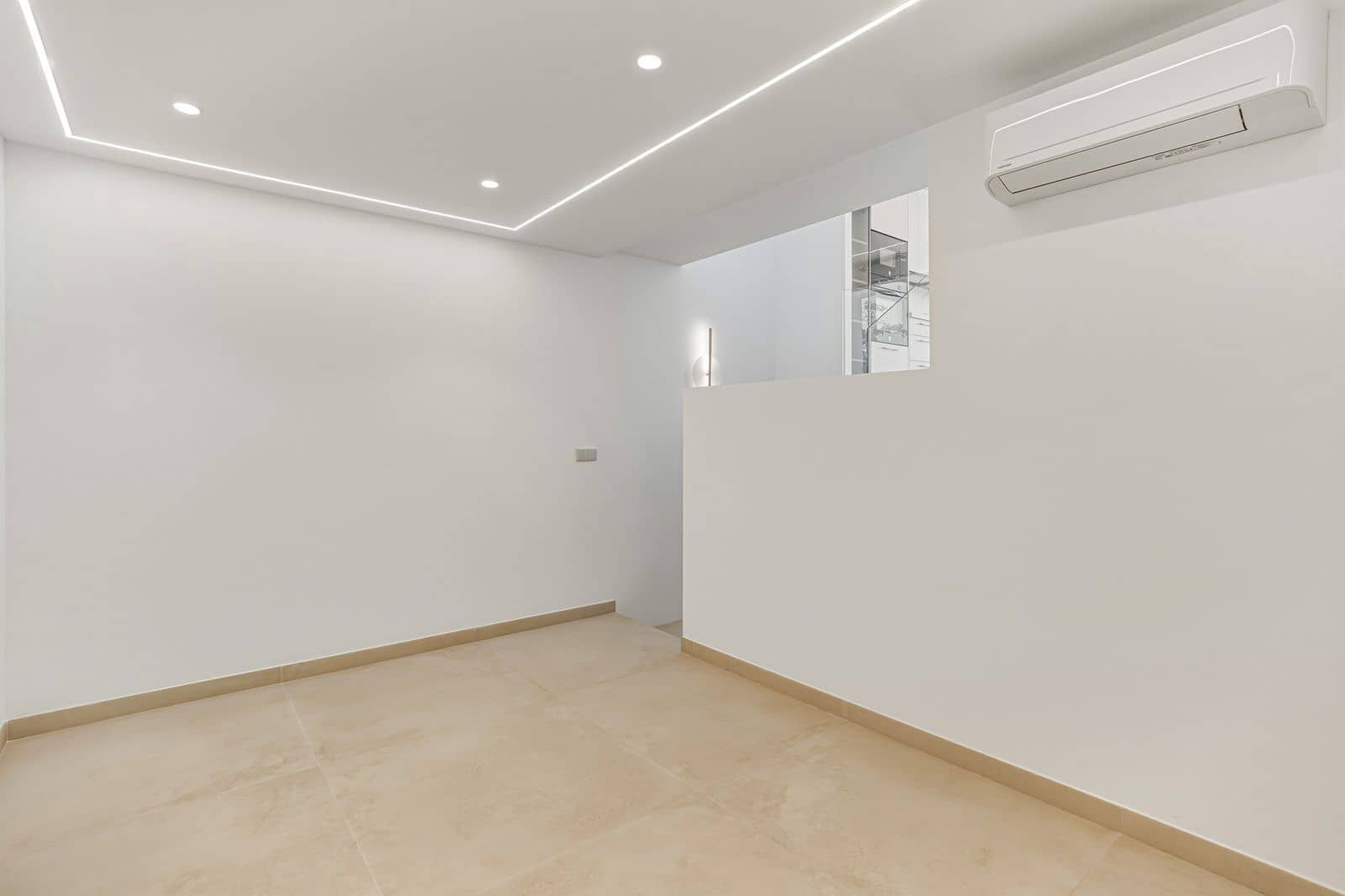 Casa de 4 habitaciones en Los Monteros en venta - 950.000 € (Ref: 9812039)