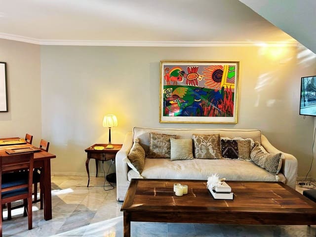 3 soveværelse Byhus til salg i Nueva Andalucia, Marbella - € 656.500 (Ref: 9812041)