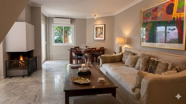 3 soveværelse Byhus til salg i Nueva Andalucia, Marbella - € 656.500 (Ref: 9812041)