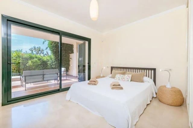 1 slaapkamer Appartement te koop in Marbella - € 465.000 (Ref: 9812042)