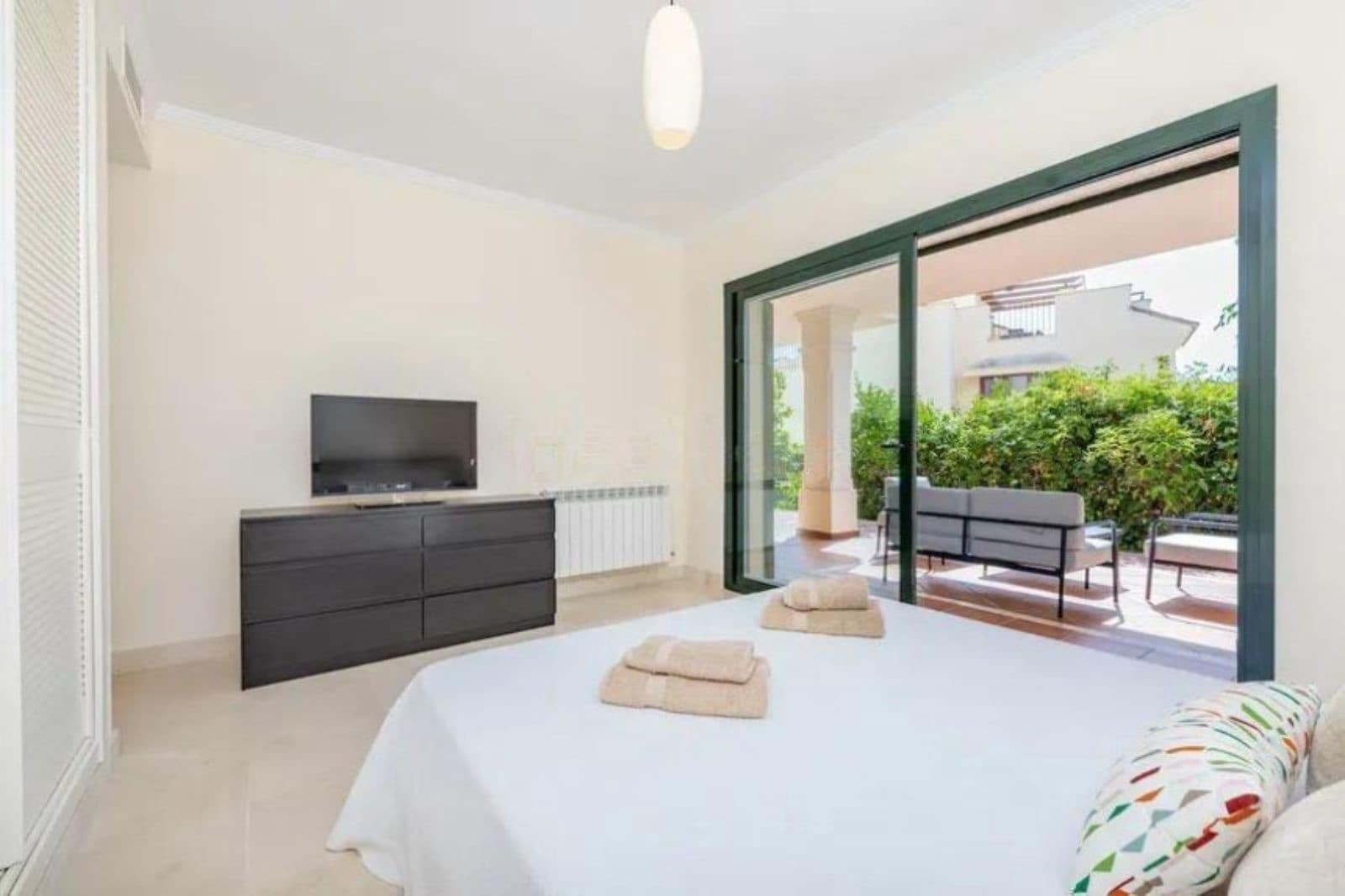 1 slaapkamer Appartement te koop in Marbella - € 465.000 (Ref: 9812042)