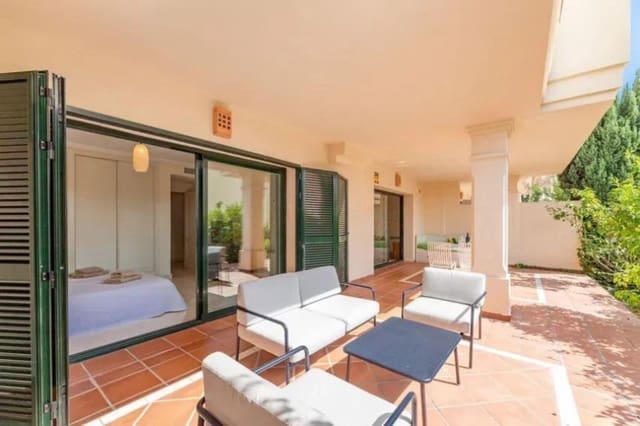 1 slaapkamer Appartement te koop in Marbella - € 465.000 (Ref: 9812042)