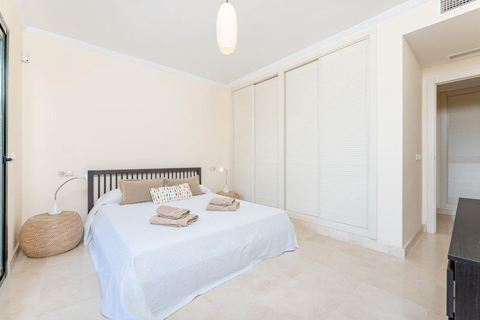 1 slaapkamer Appartement te koop in Marbella - € 465.000 (Ref: 9812042)