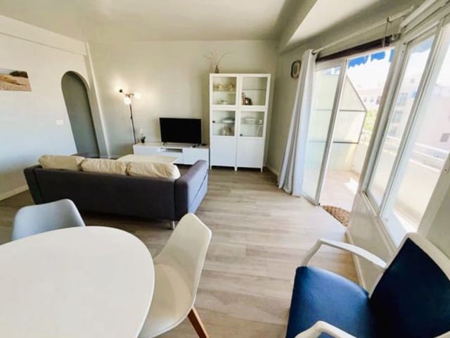 2 sovrum Lägenhet till salu i Marbella - 399 000 € (Ref: 9812043)