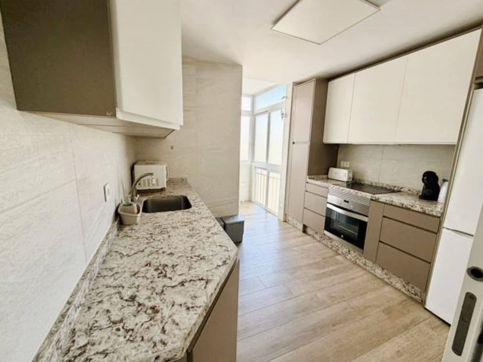 2 sovrum Lägenhet till salu i Marbella - 399 000 € (Ref: 9812043)