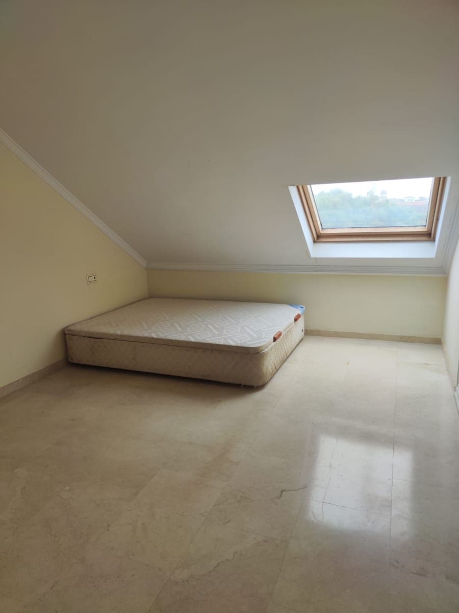 Casa de 4 habitaciones en Mijas Costa en venta - 445.000 € (Ref: 9812047)