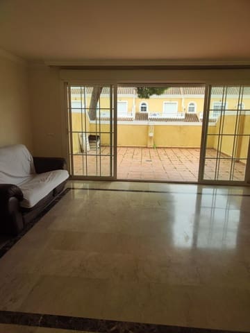 Casa de 4 habitaciones en Mijas Costa, Mijas en venta - 445.000 € (Ref: 9812047)