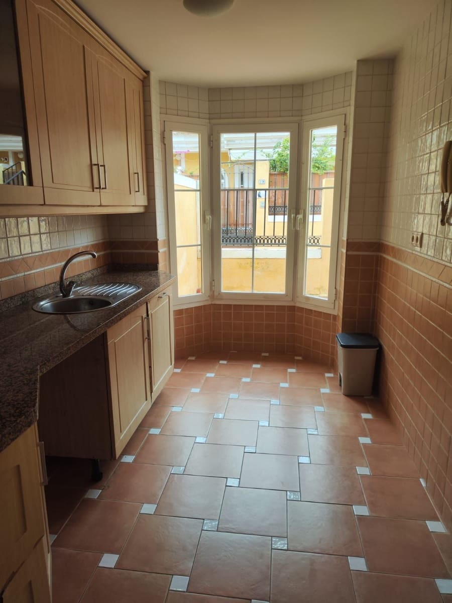 Casa de 4 habitaciones en Mijas Costa en venta - 445.000 € (Ref: 9812047)