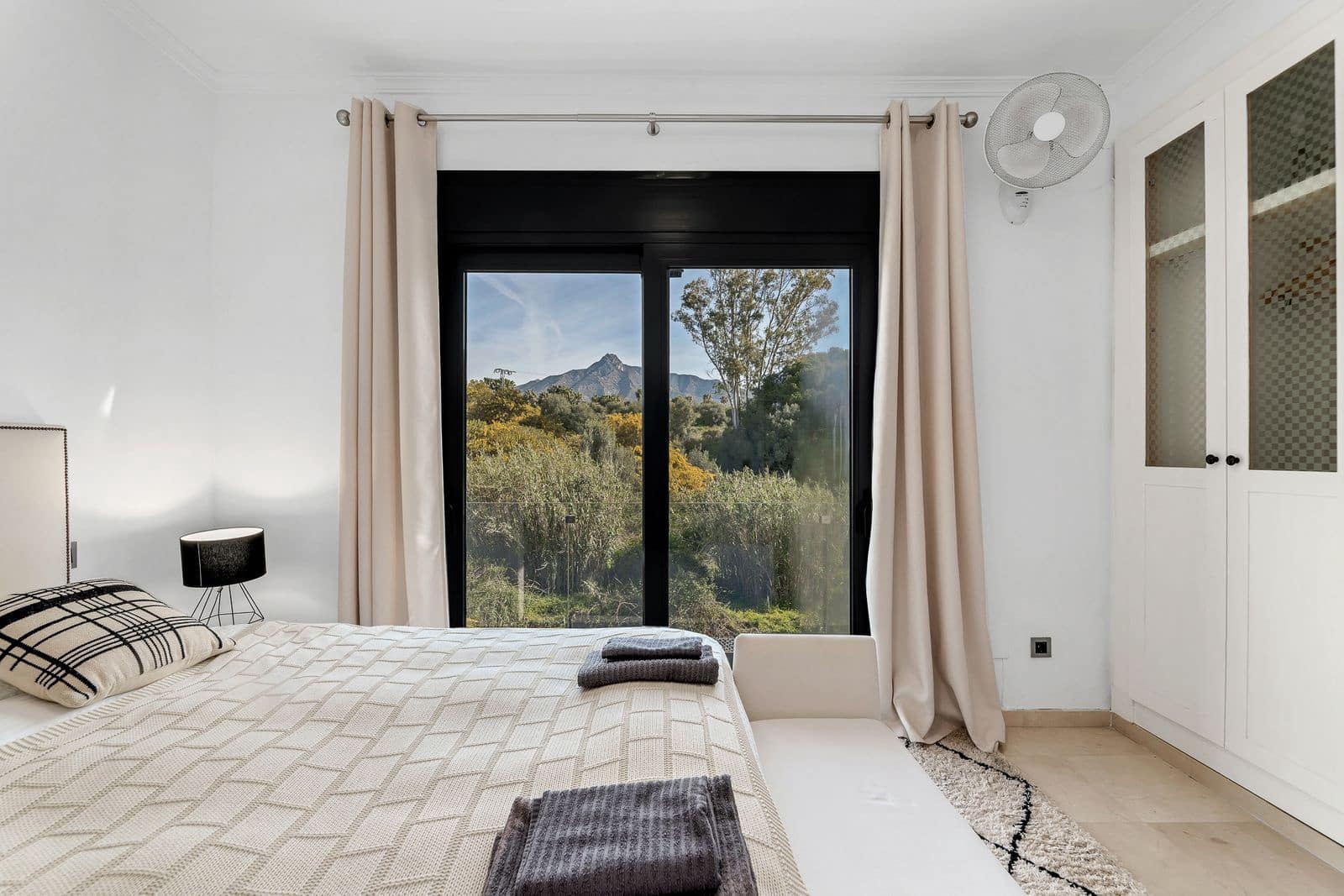 5 chambre Villa/Maison à vendre à Puerto Banus - 2 395 000 € (Ref: 9812049)
