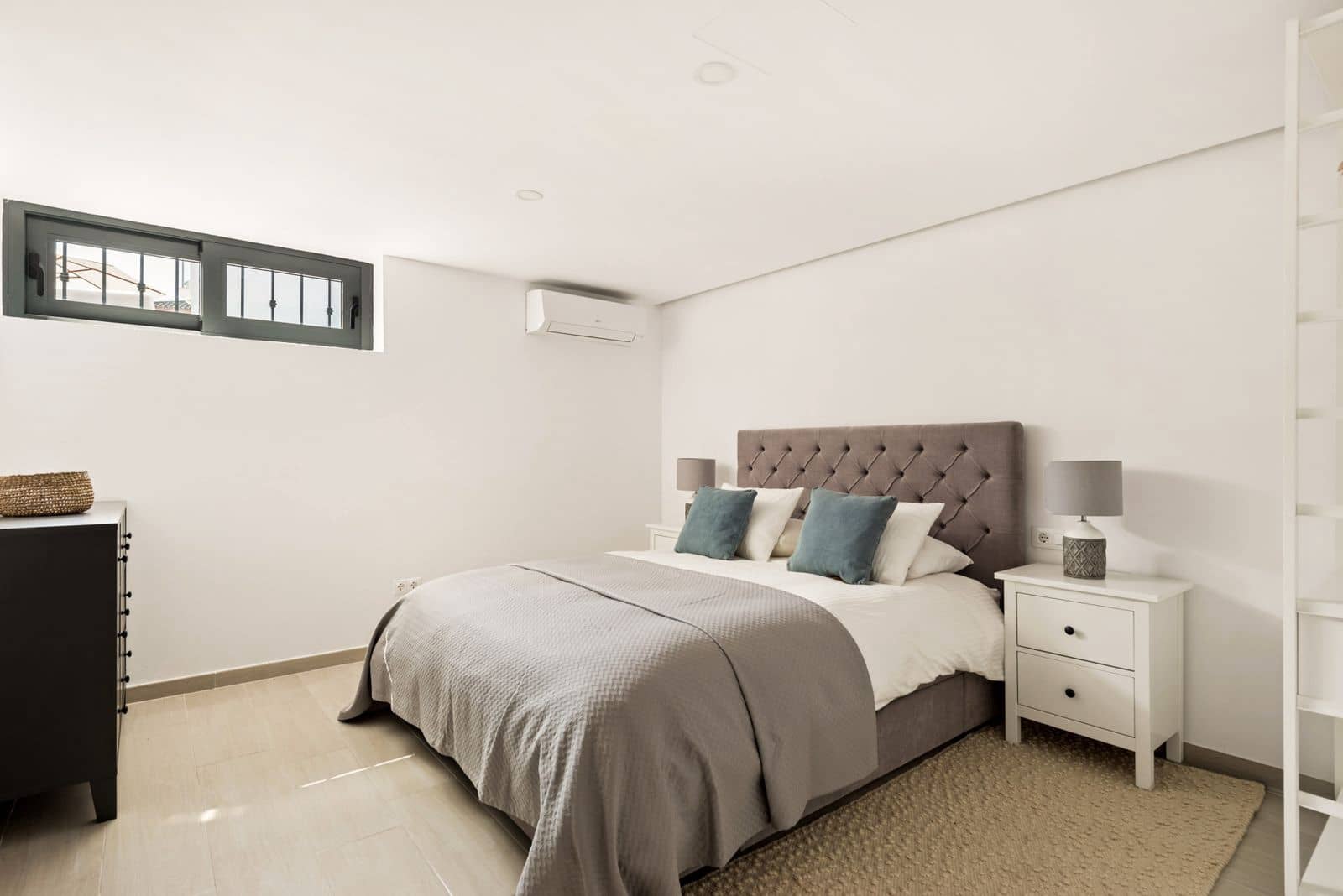5 chambre Villa/Maison à vendre à Puerto Banus - 2 395 000 € (Ref: 9812049)