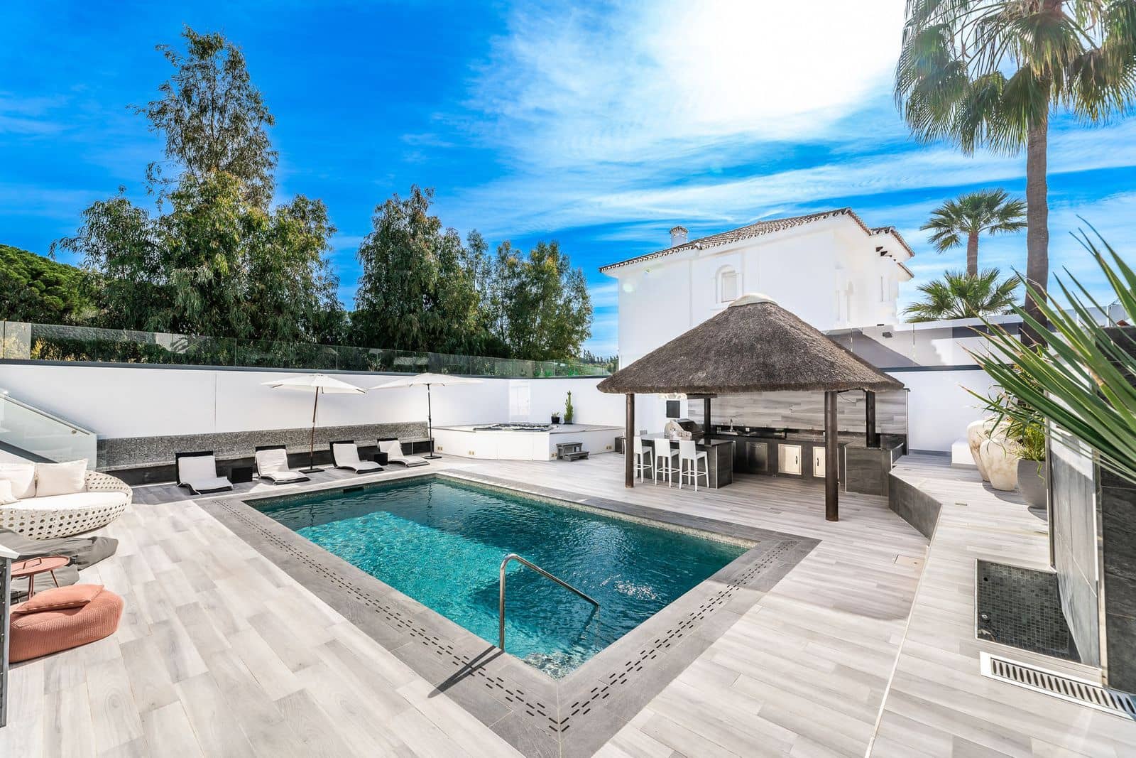5 chambre Villa/Maison à vendre à Puerto Banus - 2 395 000 € (Ref: 9812049)
