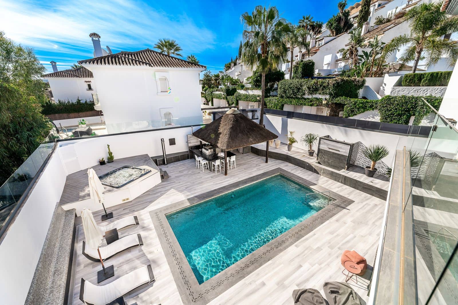 5 chambre Villa/Maison à vendre à Puerto Banus - 2 395 000 € (Ref: 9812049)